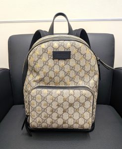 グッチ 買取 GGスプリーム ビー バックパック ベージュ 427042