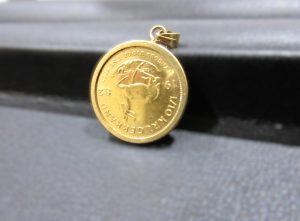 世界のコイン・アクセサリークルーガーランド金貨　1/10oz　ネックレス枠付き 買取