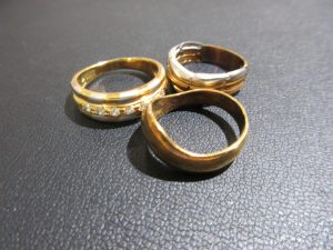 貴金属アクセサリー K18 Pt900 コンビ など指輪3点まとめ 買取
