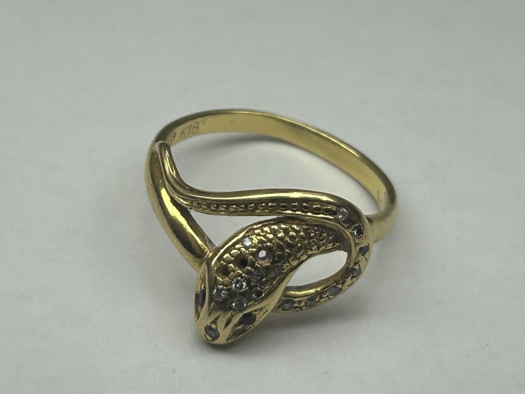 貴金属 買取 デザインリング K18製 スネークモチーフ メレダイヤモンド