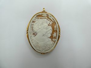 k１８金 カメオブローチ パールジュエリー 宝石徐エリー買取
