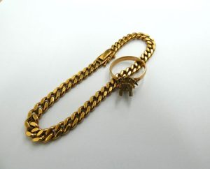 k１８喜平ブレスレット 石が外れたリング貴金属ジュエリー買取