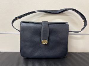 オールドグッチ 買取 ショルダーバッグ ネイビー 角スレ