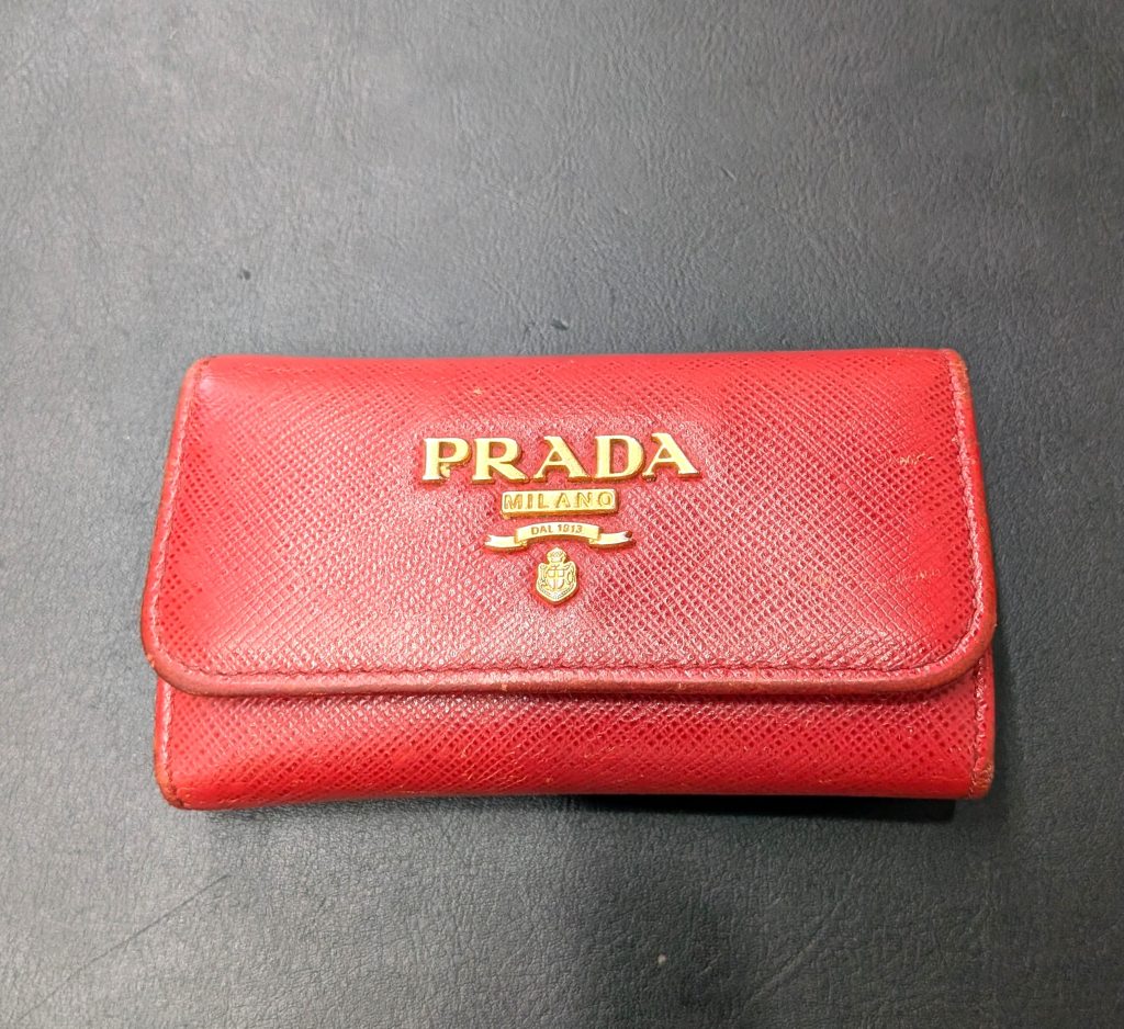プラダ 買取 サフィアーノ キーケース 6連 レッド 1PG222