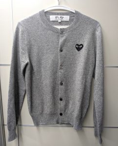 プレイコムデギャルソン 買取 クルーネック カーディガン グレー AX-N023