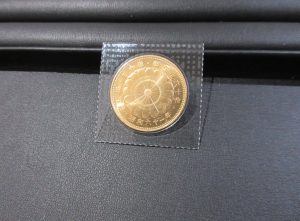 世界の金貨　天皇陛下御在位60年記念十万円金貨　買取　K24/20g