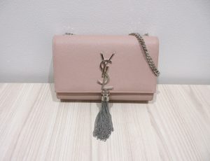 サンローラン ケイトスモールチェーンバッグ 買取 ピンクベージュ キャビアスキン