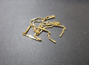 貴金属アクセサリー K18製 切子チェーンネックレス 買取 破損品でも買取させていただきます！