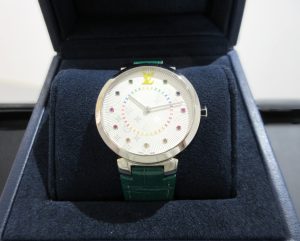 ルイヴィトン タンブールスリムMM 腕時計 レインボー 買取 QA159Z 替えベルト 箱・保証書付