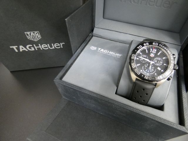 タグ・ホイヤー フォーミュラ1 CAZ1110 ブランド時計 スポーツウォッチ買取