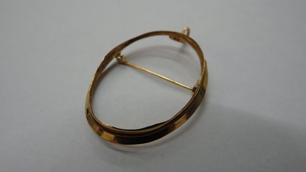 貴金属 買取 ネックレストップ K18製 枠のみ 無料査定