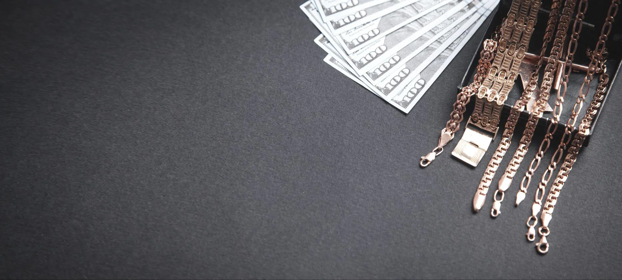 金の買取に手数料がかかる仕組み