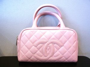 シャネル買取 キャビアスキン マトラッセ ミニボストン バッグ ピンク